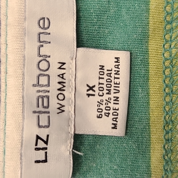 Liz Claiborne Woman sweater & shirt set - Picture 7 of 7